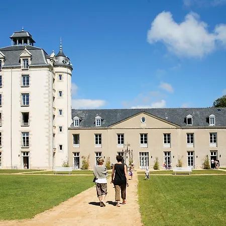 Prestige Odalys Le Chateau De Keraveon Aparthotel 4*