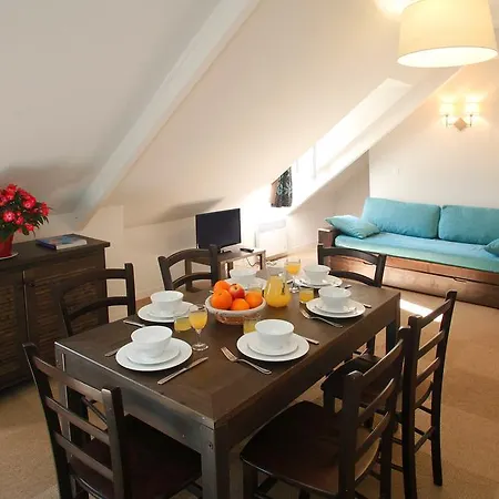 Prestige Odalys Le Chateau De Keraveon Aparthotel 4*
